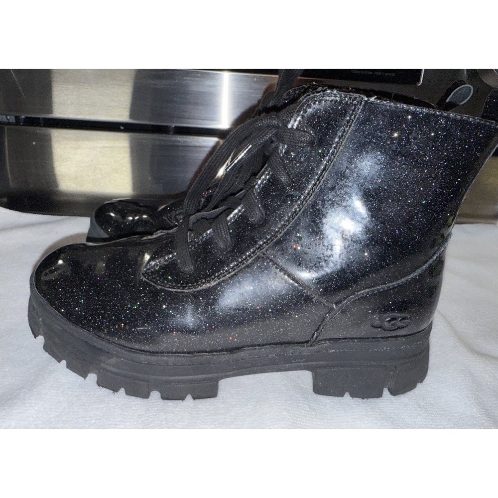 UGG Zip Up Ashton Black Glitter‎ Boot Size 6 Big Girls/7.5 Woman's Bootie Combat